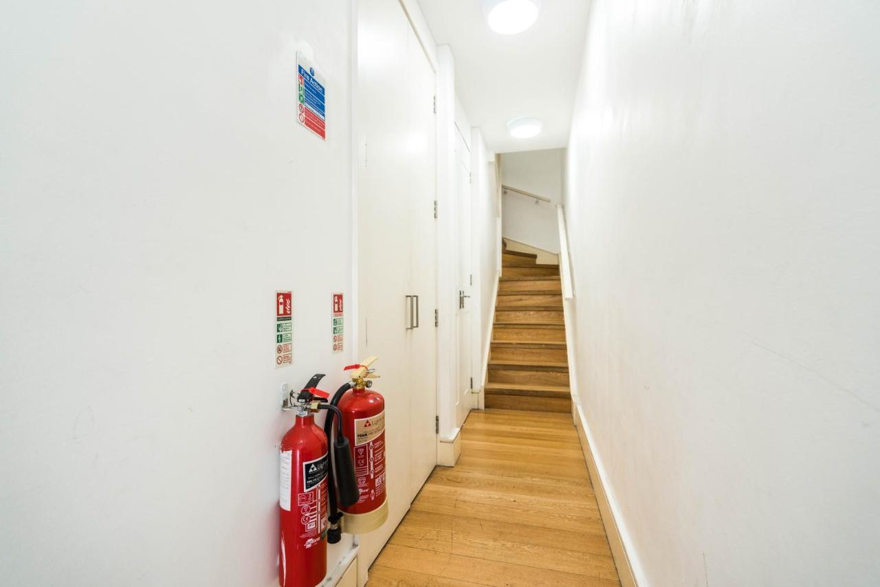 Spacious 2 Bedroom / Earls Court / Kensington ลอนดอน ภายนอก รูปภาพ