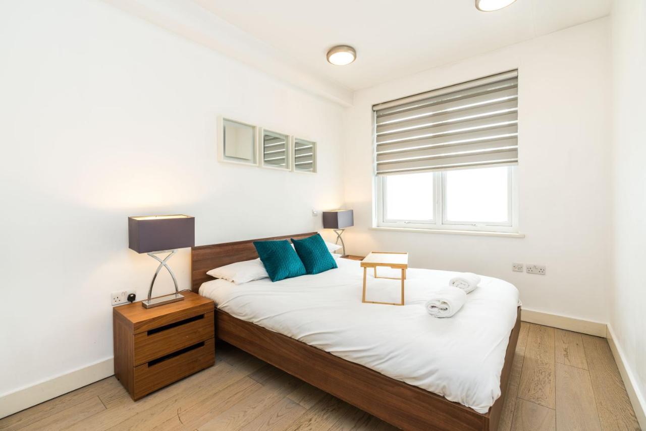 Spacious 2 Bedroom / Earls Court / Kensington ลอนดอน ภายนอก รูปภาพ
