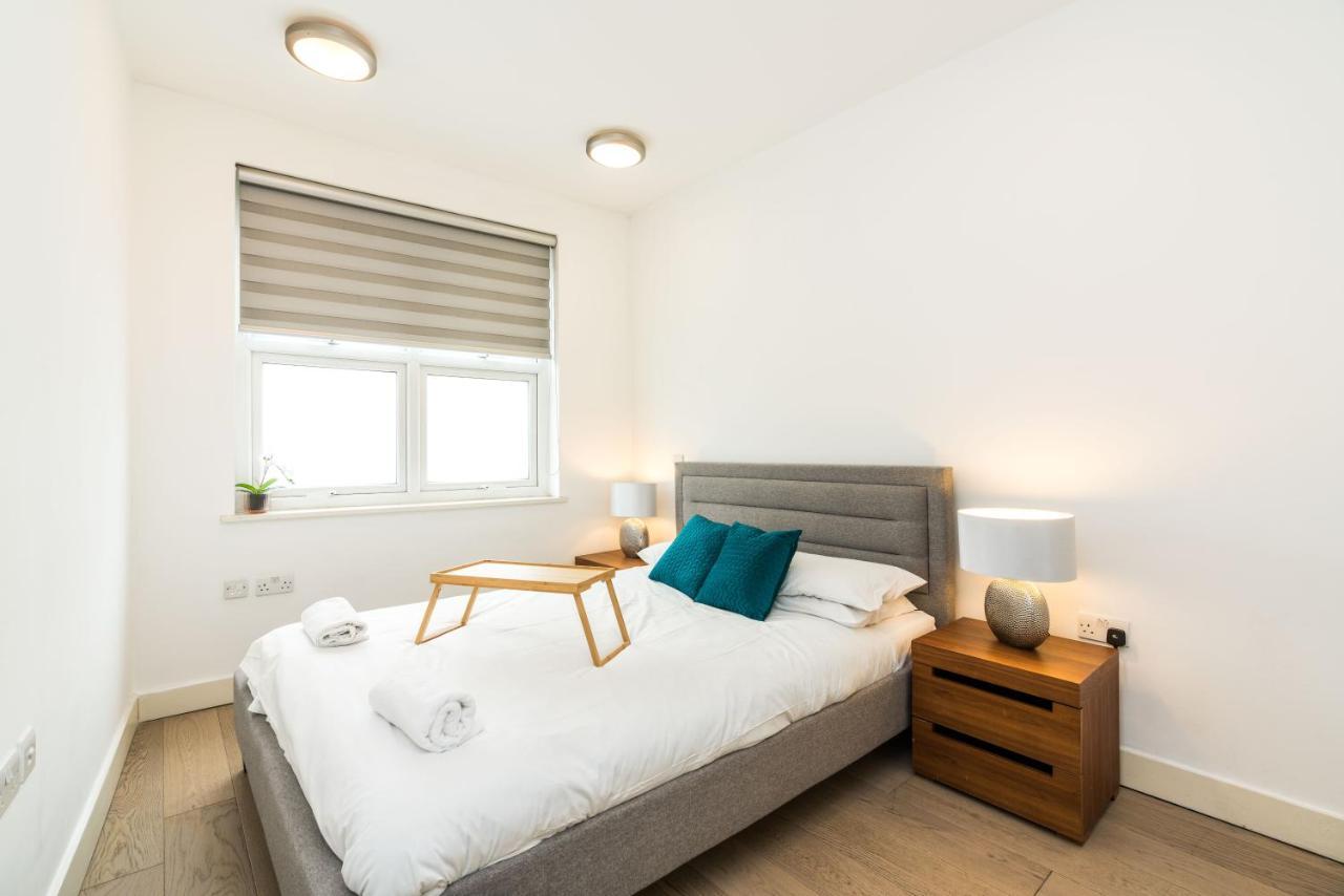 Spacious 2 Bedroom / Earls Court / Kensington ลอนดอน ภายนอก รูปภาพ